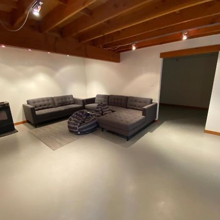 Glacier Rock Lakeview House 레이크 테카포 외부 사진