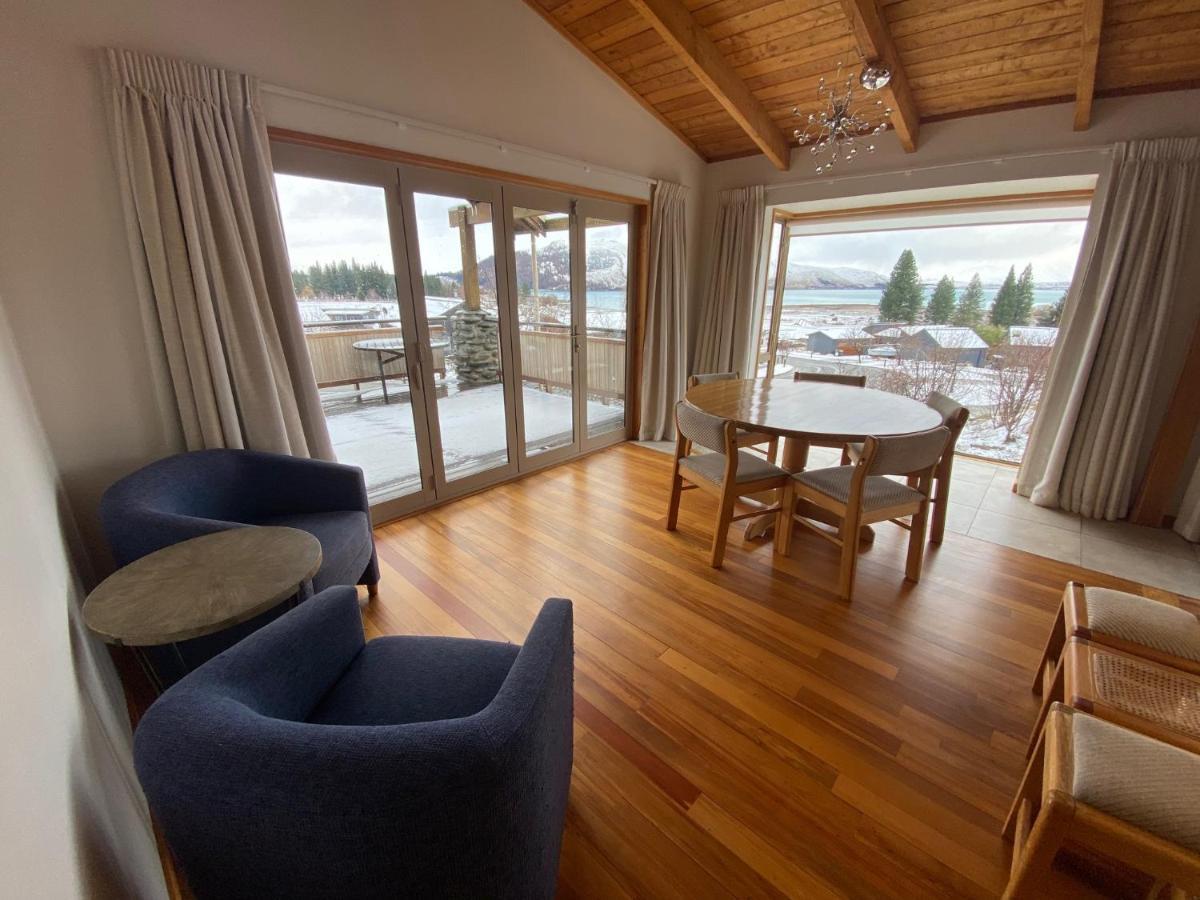 Glacier Rock Lakeview House 레이크 테카포 외부 사진