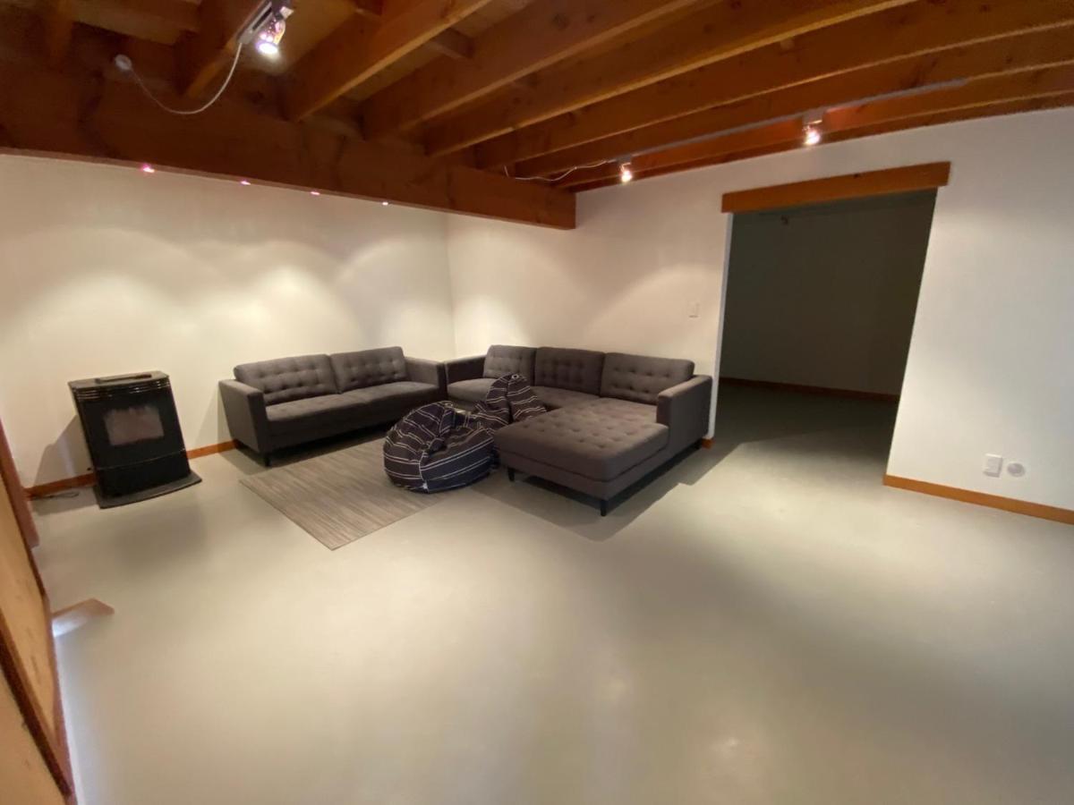 Glacier Rock Lakeview House 레이크 테카포 외부 사진