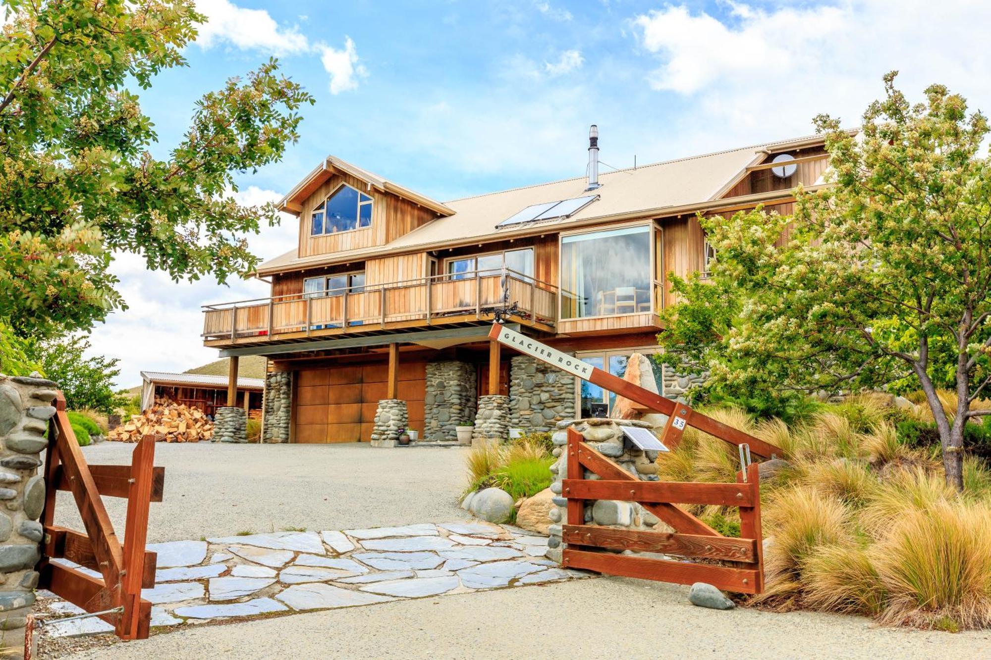 Glacier Rock Lakeview House 레이크 테카포 외부 사진